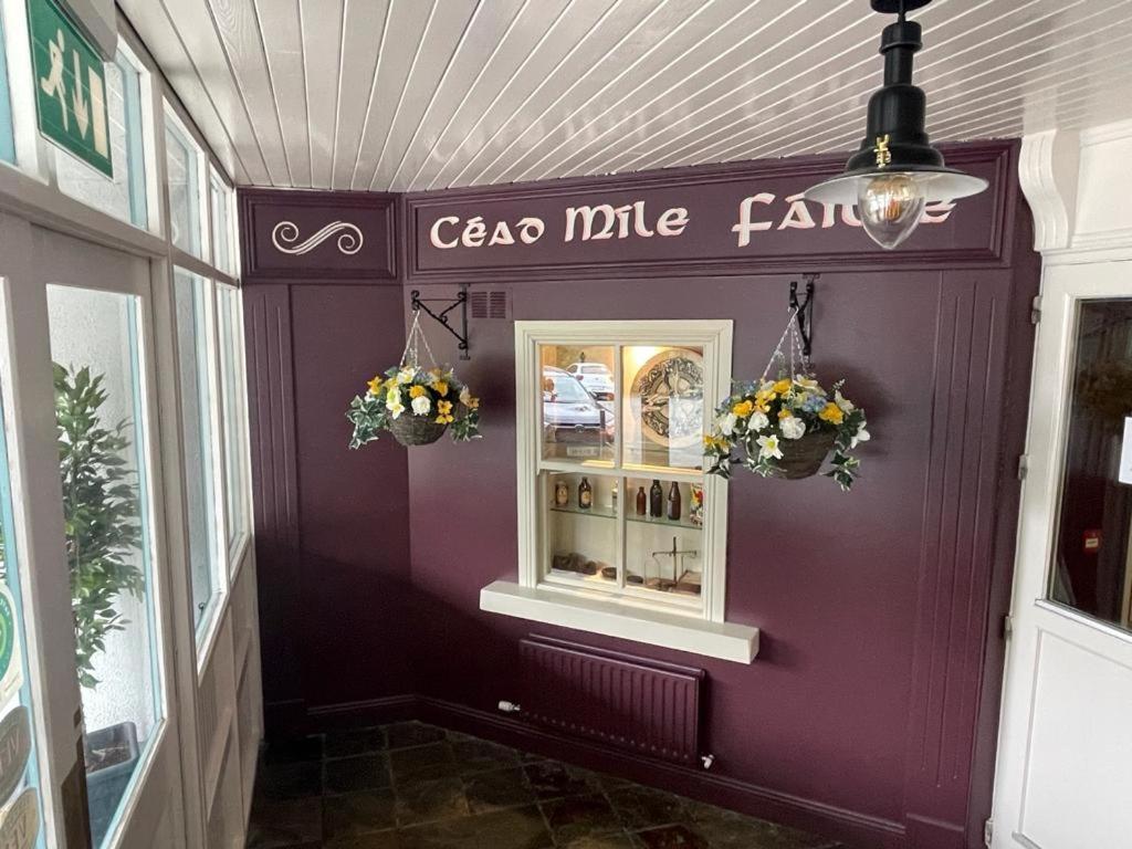 Peacockes Hotel Maam Cross 외부 사진