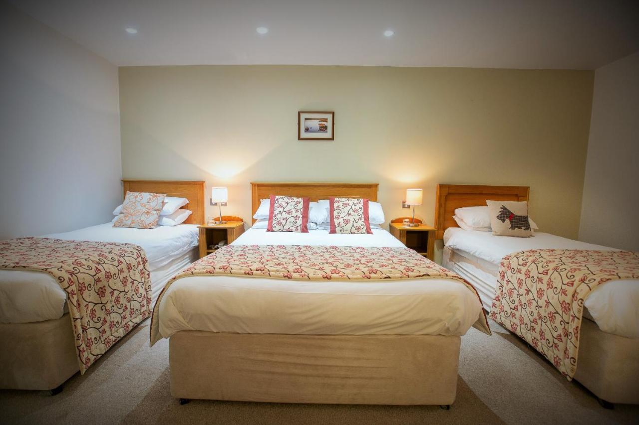 Peacockes Hotel Maam Cross 외부 사진